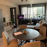 The Scheveningse Meisjes האג