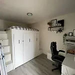 The Scheveningse Meisjes דירה