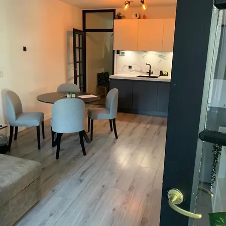 شقة The Scheveningse Meisjes