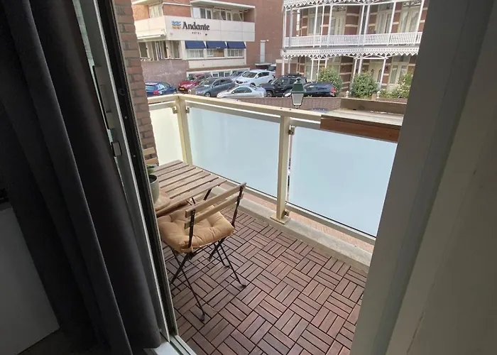 The Scheveningse Meisjes Apartamento