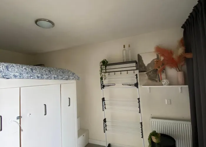 The Scheveningse Meisjes *